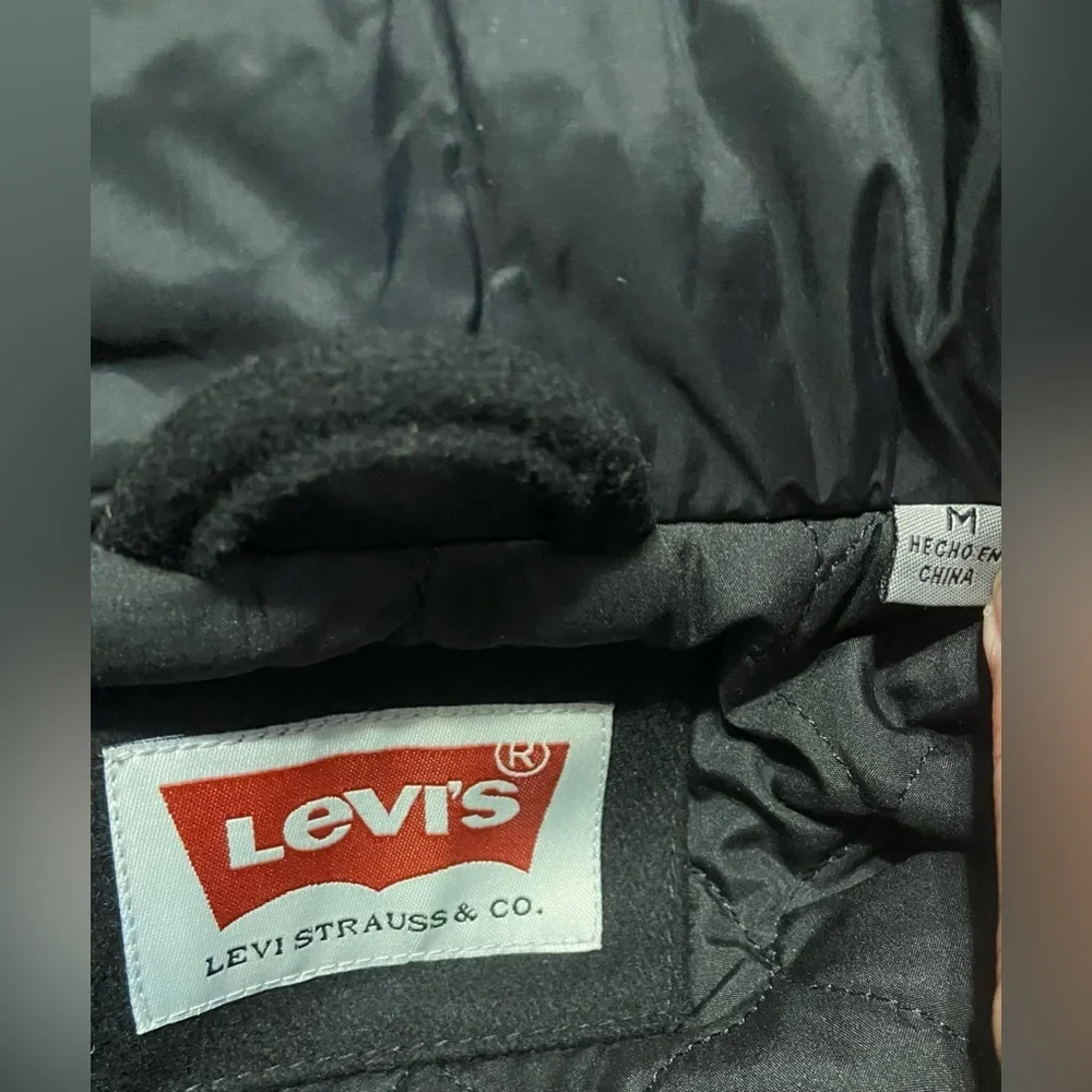 LEVI'S Mens Double Breasted Coat Wool Coat Size M.  Has Paint In Inside Of Coat